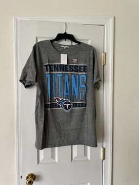 NFL Tennessee Titans T Shirt Mens NWT